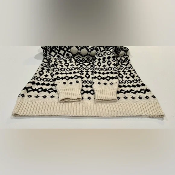 Christmas Snowflake Sweater Warm Holidays Fitted Small Cream Black - Picture 8 of 10